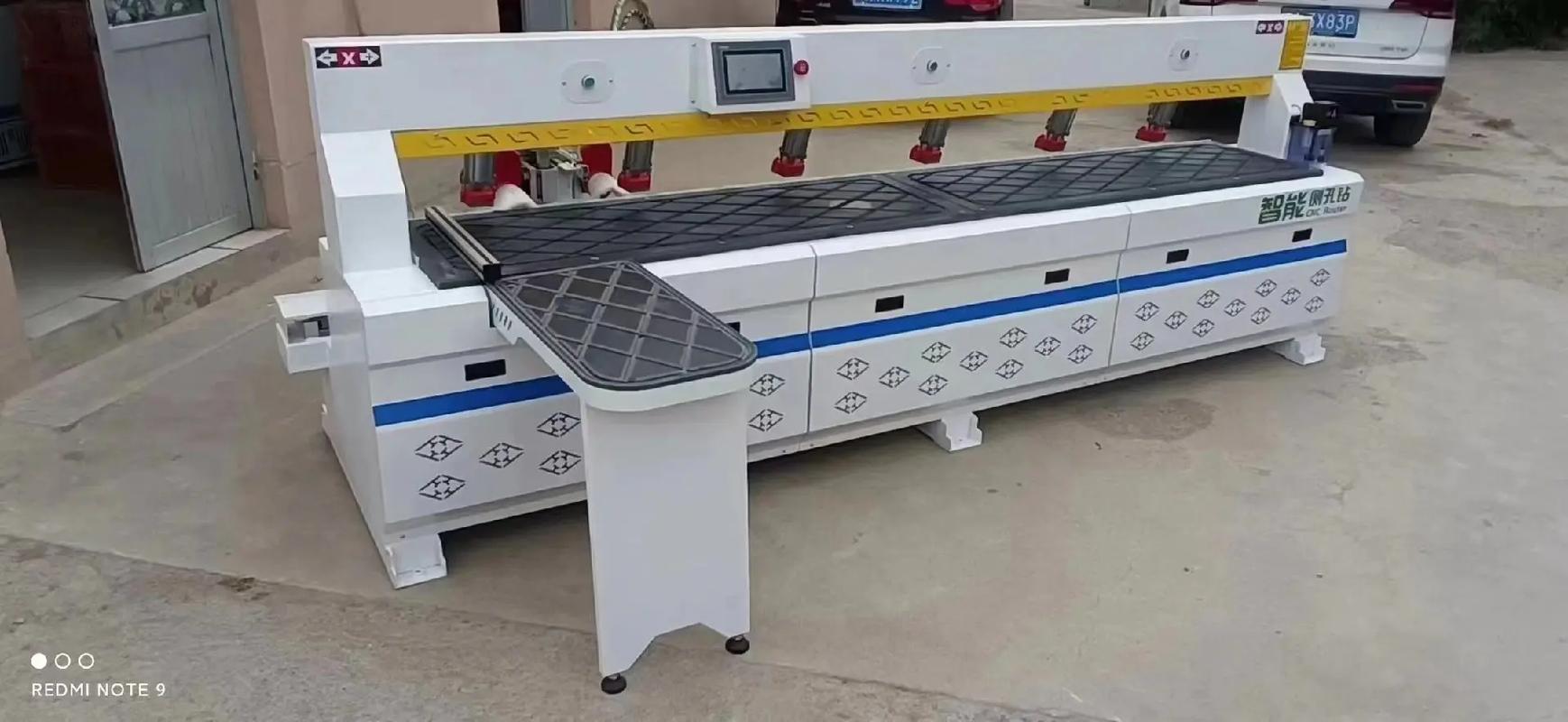 全新高配激光側(cè)孔機(jī)展廳現(xiàn)貨，49尺邦納激光頭