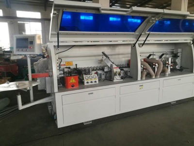 全屋定制板式家具生產(chǎn)線中的激光側(cè)孔機(jī) 配置與價(jià)格解析