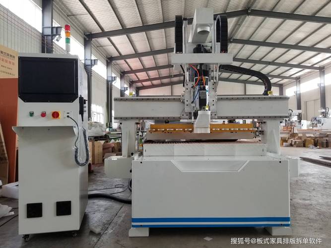 全屋定制家具智能生產線設備解析與應用